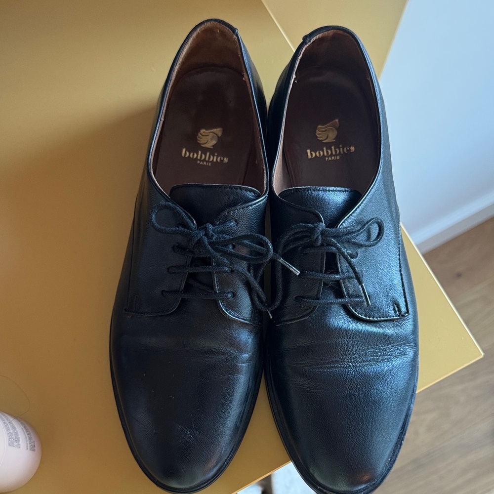 Bobbies Paris Black Leather Oxfords/Derby Shoes 41 (9.5/10)